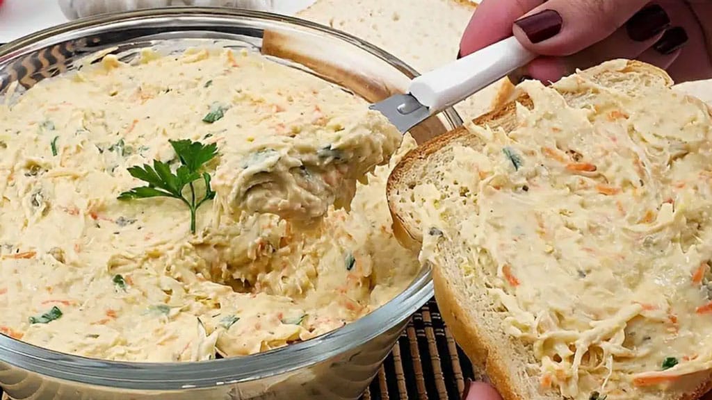 Patê de Frango Cremoso: 5 Passos para Lanches Irresistíveis